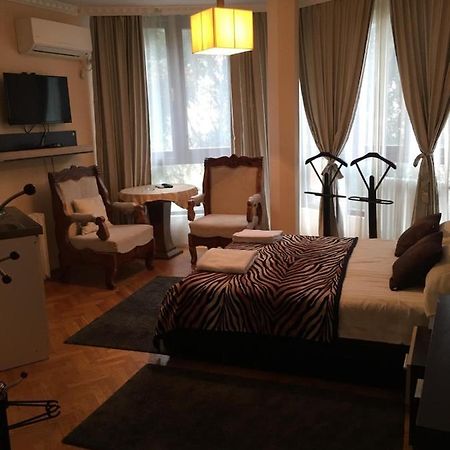 Visoki Stevan Apartments Belgrad Exterior foto
