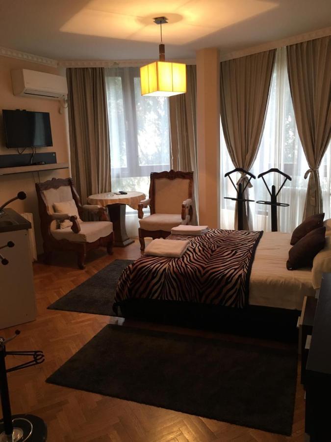 Visoki Stevan Apartments Belgrad Exterior foto
