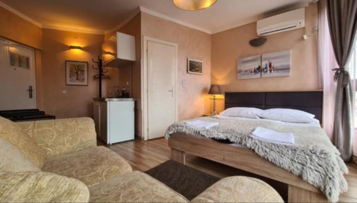 Visoki Stevan Apartments Belgrad Exterior foto